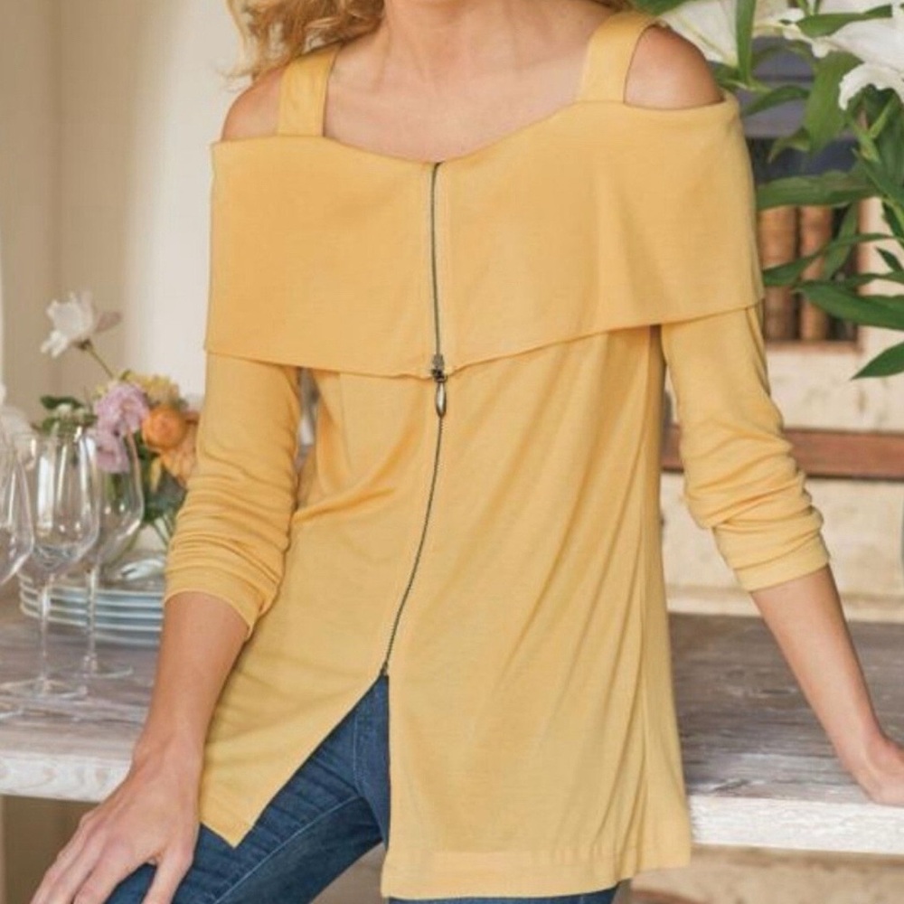 Soft surroundings off Shoulder Long Sleeve Top size medium butter yellow